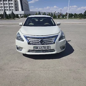Nissan Altima 2013
