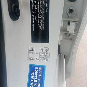Toyota Yaris 2024