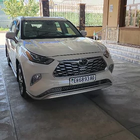 Toyota Highlander 2020