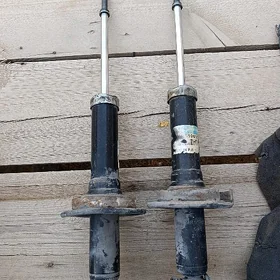 Lancer amortizator lanser