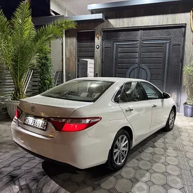 Toyota Camry 2016