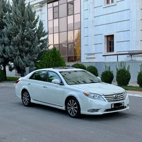 Toyota Avalon 2011