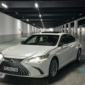 Lexus ES 350 2023