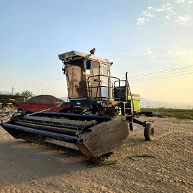 MTZ 80 2015