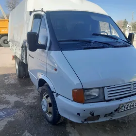 Gaz 24 1999