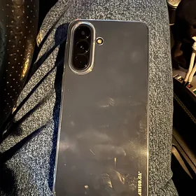 SAMSUNG A57