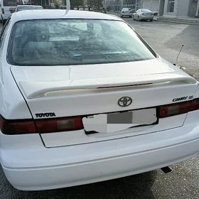 Toyota Camry 1999