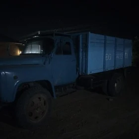 Gaz 52 1988