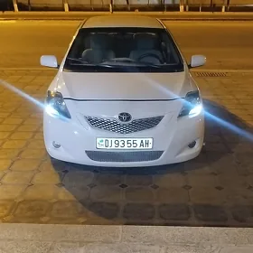 Toyota Yaris 2009