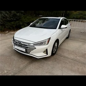 Hyundai Elantra 2020