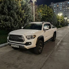 Toyota Tacoma 2018