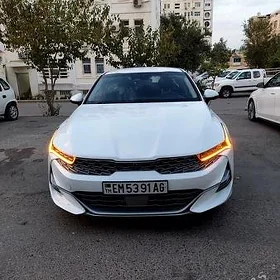 Kia K5 2021