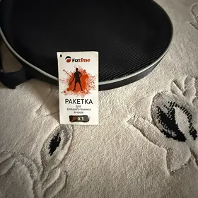 tennisny raketka