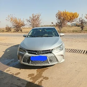 Toyota Camry 2017