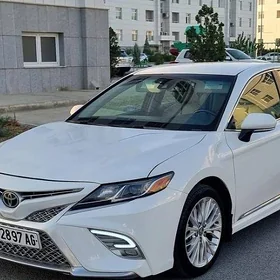 Toyota Camry 2020