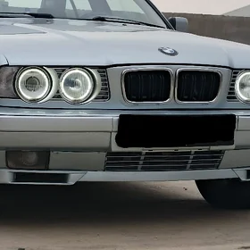 BMW 525 1990