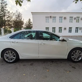 Toyota Camry 2016