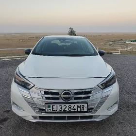 Nissan Versa 2025
