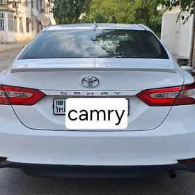 Toyota Camry 2018