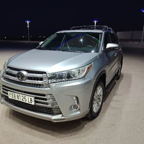 Toyota Highlander 2017