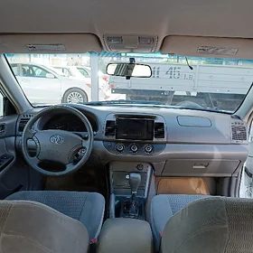 Toyota Camry 2005