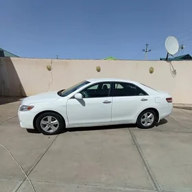 Toyota Camry 2010