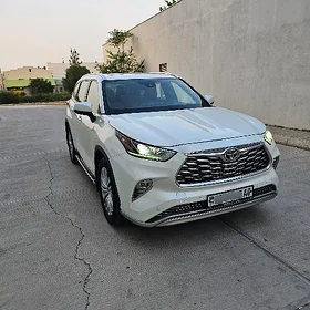 Toyota Highlander 2020