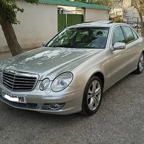 Mercedes-Benz E320 2003