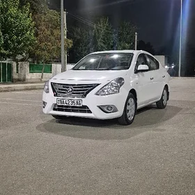 Nissan Sunny 2023