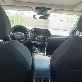 Hyundai Sonata 2021