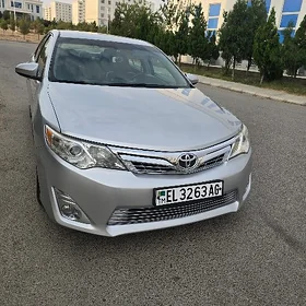 Toyota Camry 2013