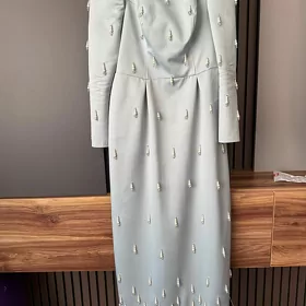 атласное платье