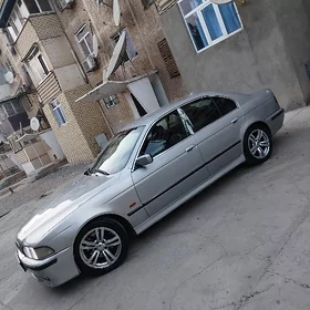 BMW E39 1999