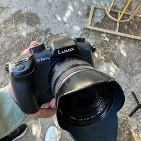 lumix gh5
