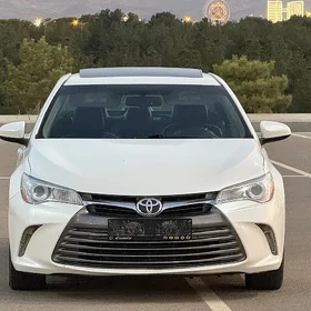 Toyota Camry 2016