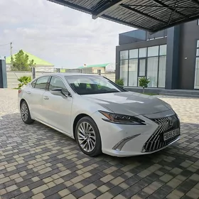 Lexus ES 350 2019