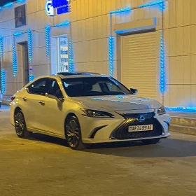 Lexus ES 350 2019