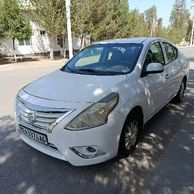 Nissan Versa 2014