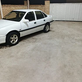 Opel Vectra 1990