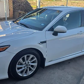 Toyota Camry 2022