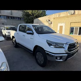 Toyota Hilux 2026