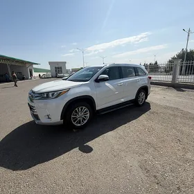 Toyota Highlander 2019
