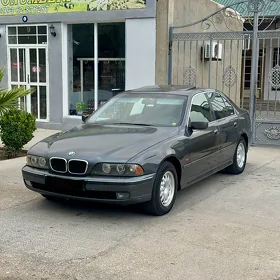 BMW E39 2000
