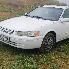 Toyota Camry 1999