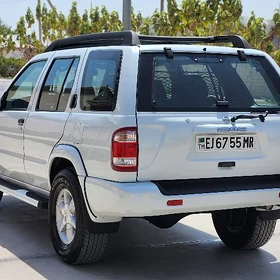 Nissan Pathfinder 2001
