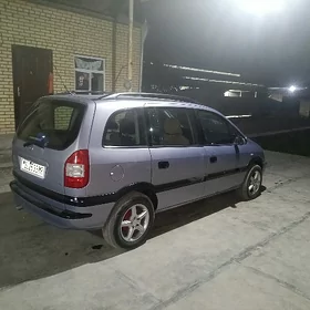 Opel Zafira 2002
