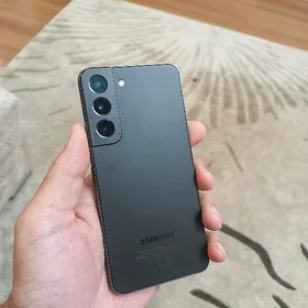 Samsung S22 8/128