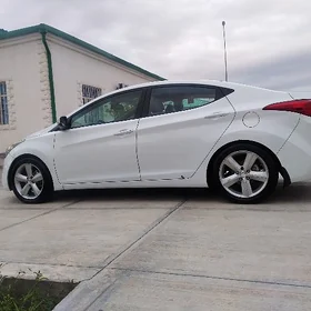 Hyundai Elantra 2011