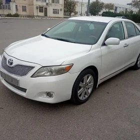 Toyota Camry 2010