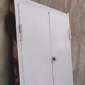 Worota garažyňky, Ворота.